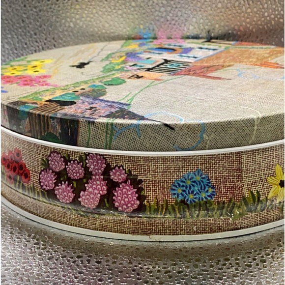 Rare Find‼️ Cottagecore Vintage Biscuit Tin England Case Manufacturing Co. - Picture 6 of 8